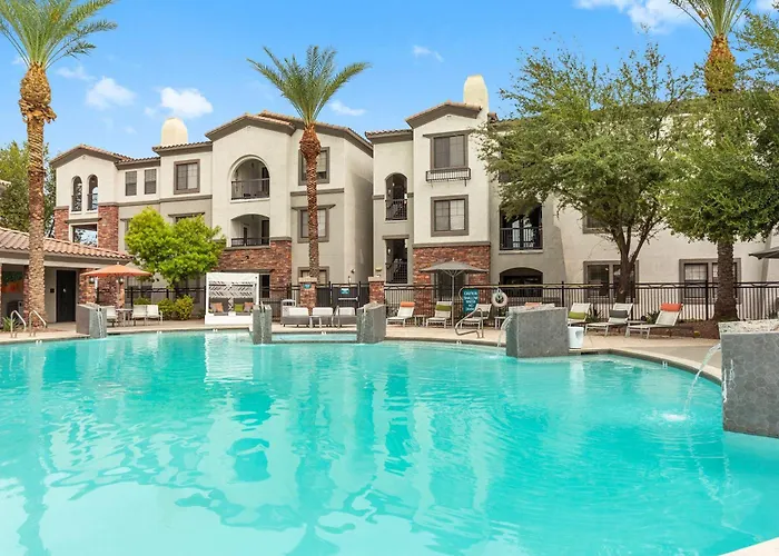 Apartment Cozysuites By The Stadium W Pool 27 *