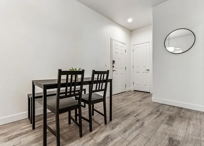 Apartment Cozysuites By The Stadium W Pool 27 *